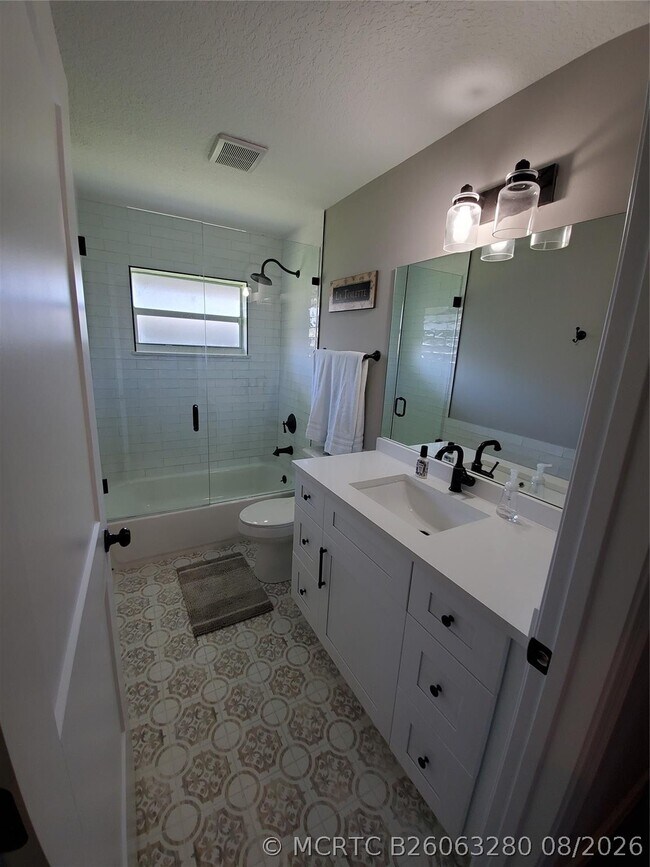 Building Photo - 13917 Sheffield Ct