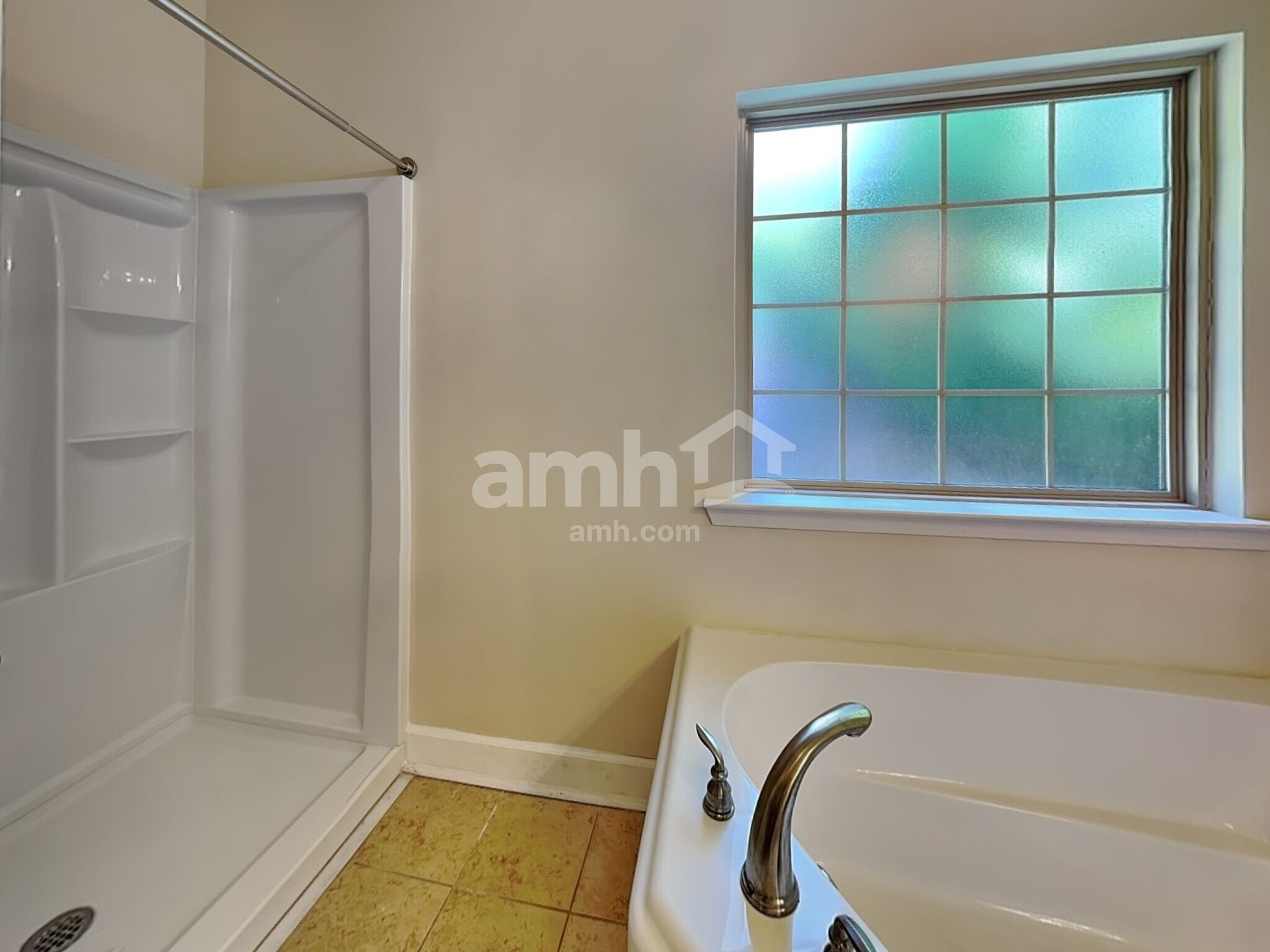 Building Photo - 101 Scottish Ave