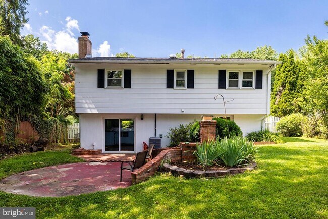 Building Photo - 4111 Hemingway Dr