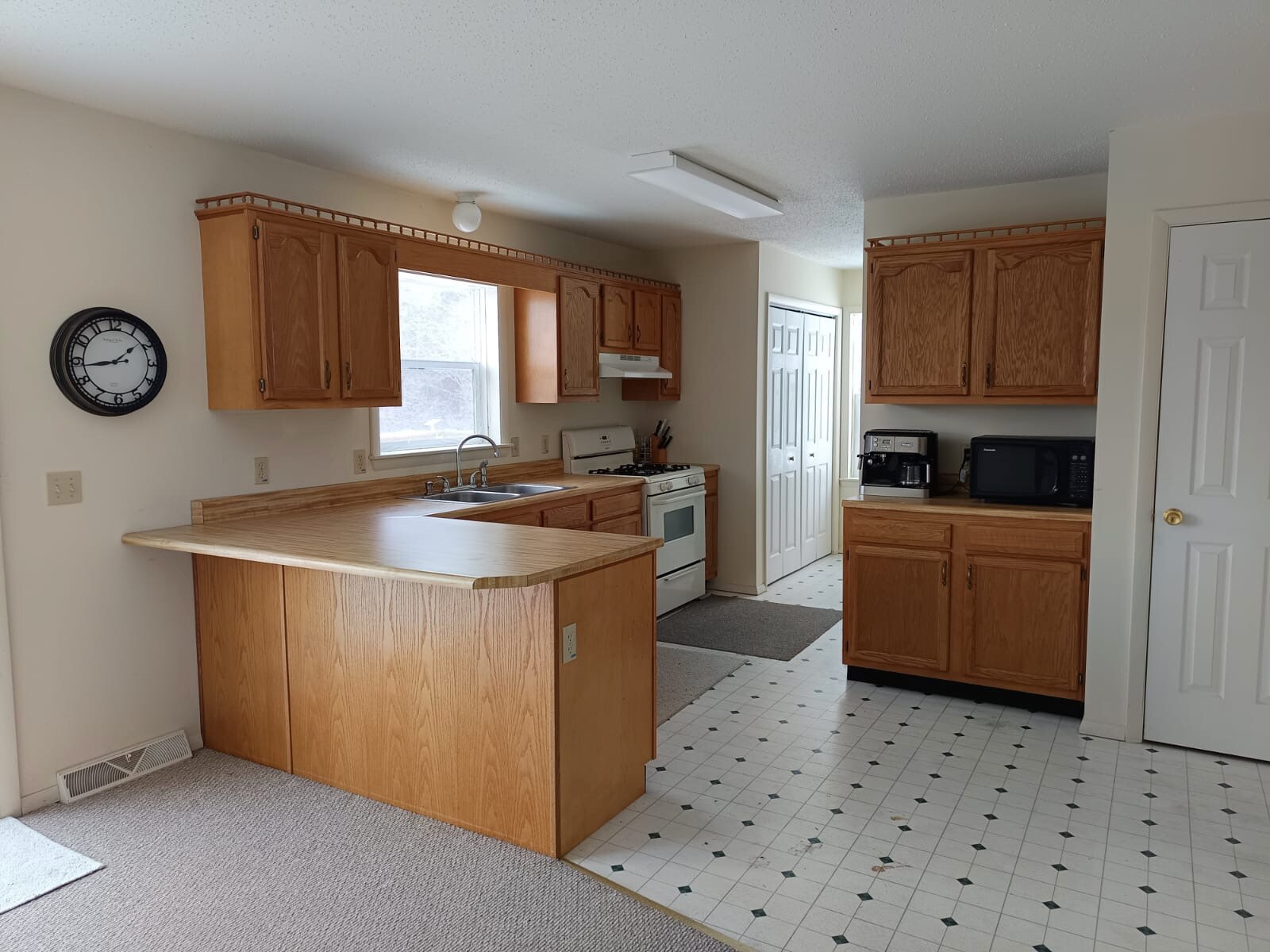 Building Photo - 3646 NY-145