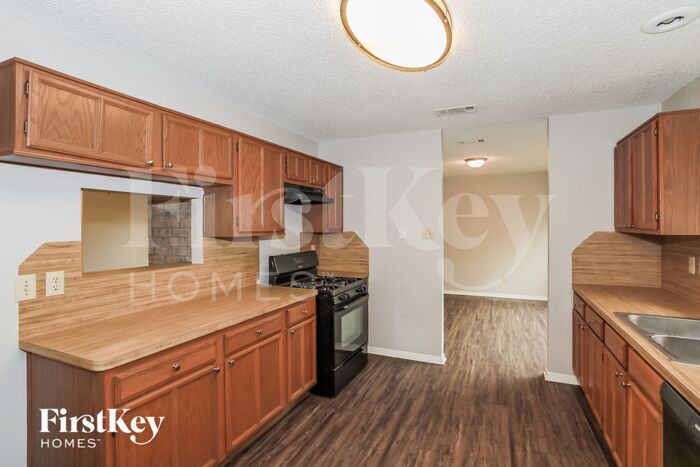 Building Photo - 2106 Stein Way