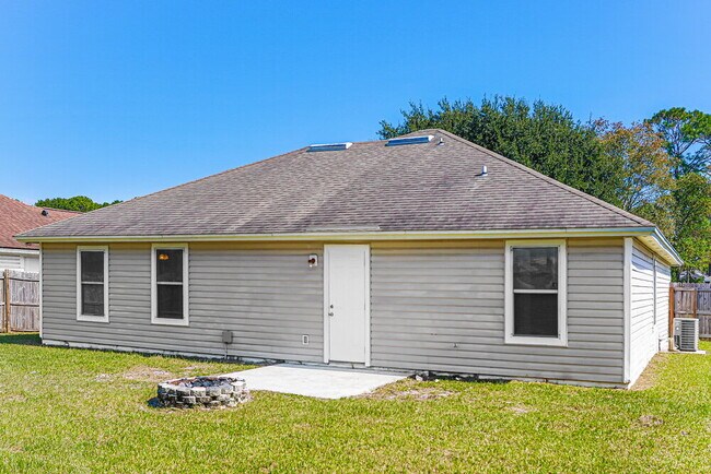 Building Photo - 3818 Star Leaf Road