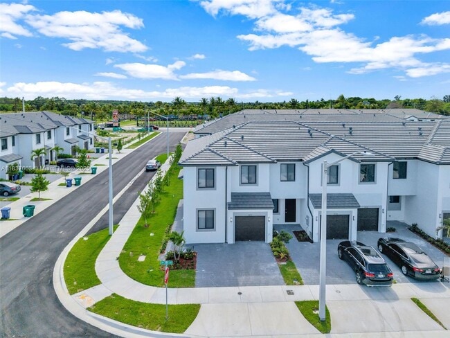 Building Photo - 34532 SW 191st Ave