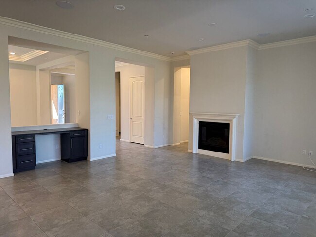 Building Photo - Dell Webb Home at Sun City ,3 Bedrooms, 3 Bathrooms, On Golf Course