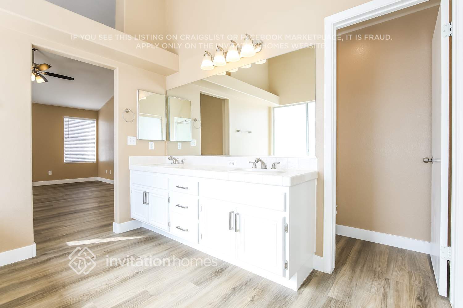 Building Photo - 1581 Ave Fiesta