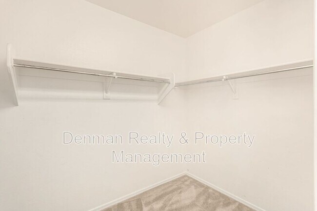 Building Photo - 6316 W Branham Ln
