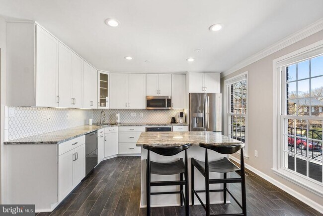 Building Photo - 2729 Unicorn Ln NW