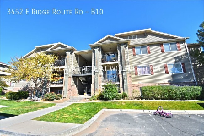 Primary Photo - Breathtaking 3 Bed Eagle Mountain Condo! N...