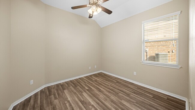 Building Photo - 8602 Austin Thomas Dr