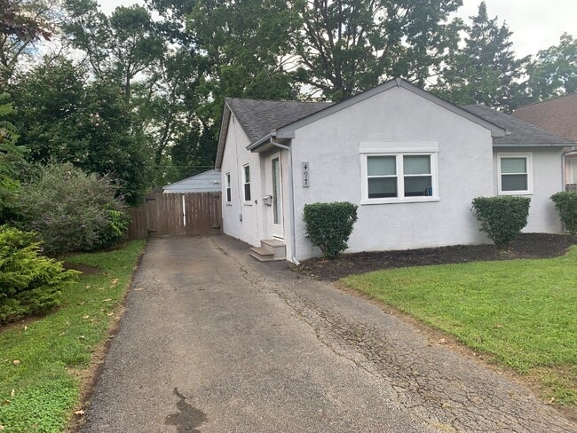 Building Photo - 497 Chase Rd