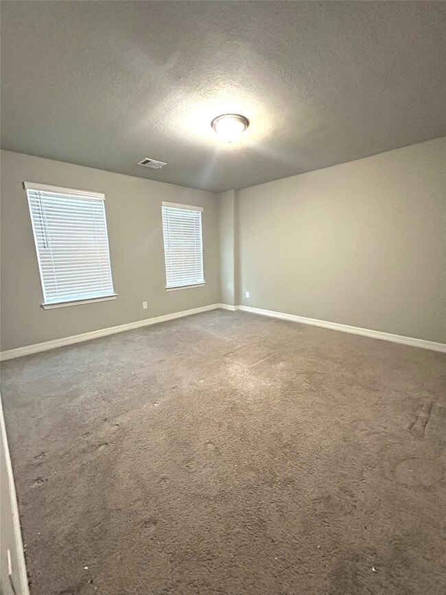 Building Photo - 119 Buttonwood Ct