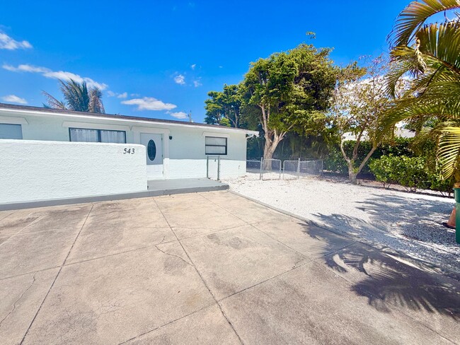 Building Photo - RFR (543 103rd Ave)