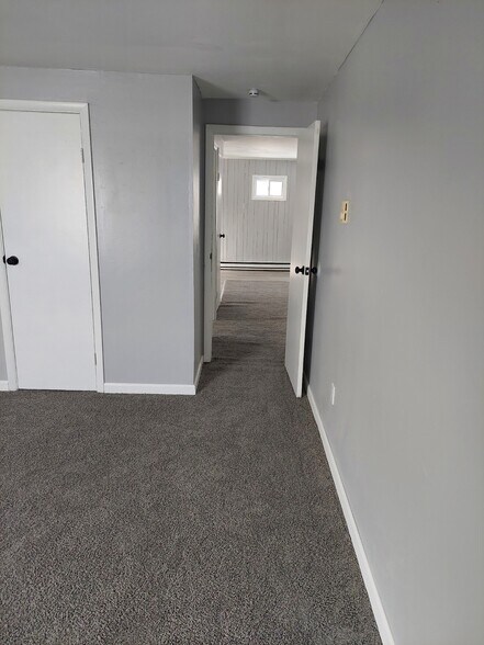 Building Photo - 12 Airport Rd