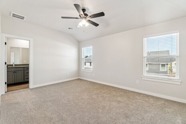 Building Photo - 19506 Molly Dr