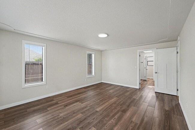 Building Photo - 9123 Wendy Dr SE