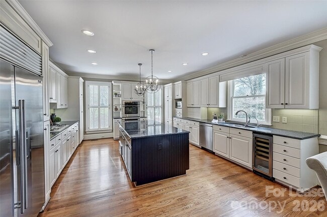 Building Photo - 5100 Piper Glen Dr