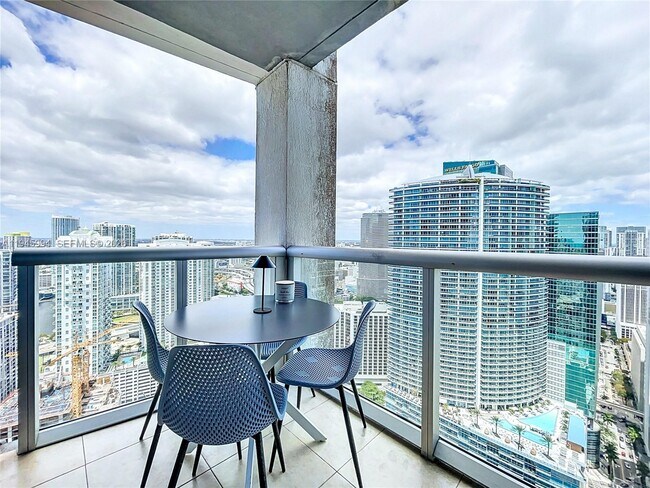 Building Photo - 475 Brickell Ave
