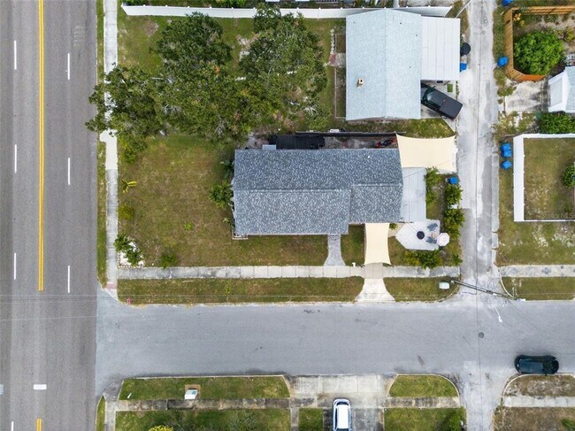 Building Photo - 825 46th St N