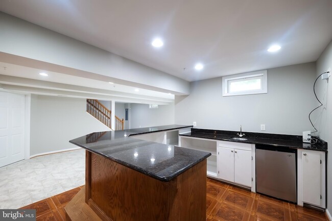 Building Photo - 7709 Killbarron Dr