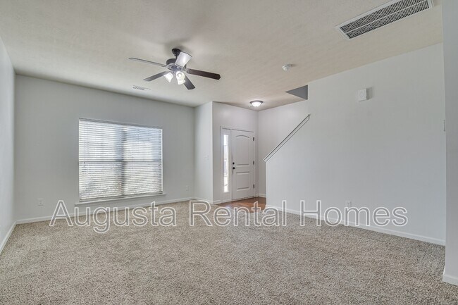 Building Photo - 633 Colston Ave