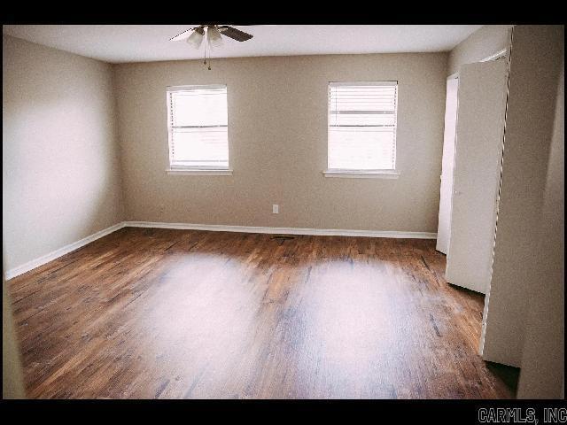 Building Photo - 408 W 4th St