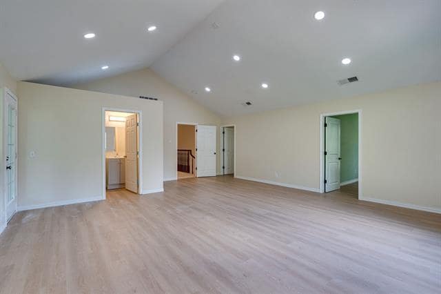 Building Photo - 3937 Valley View Ln