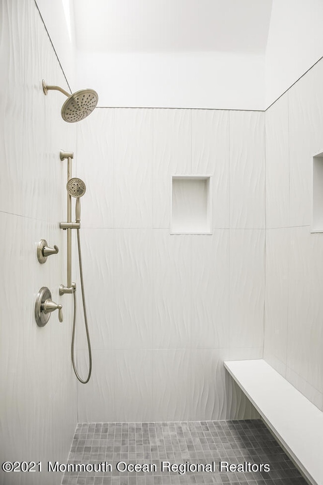 Building Photo - 1332 Ocean Ave