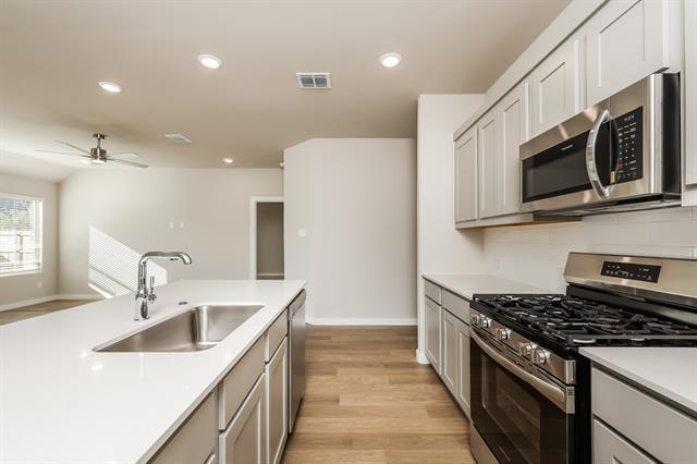 Building Photo - 805 Tidal Dr