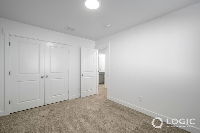 Building Photo - Brand New Townhome in Lehi Utah!