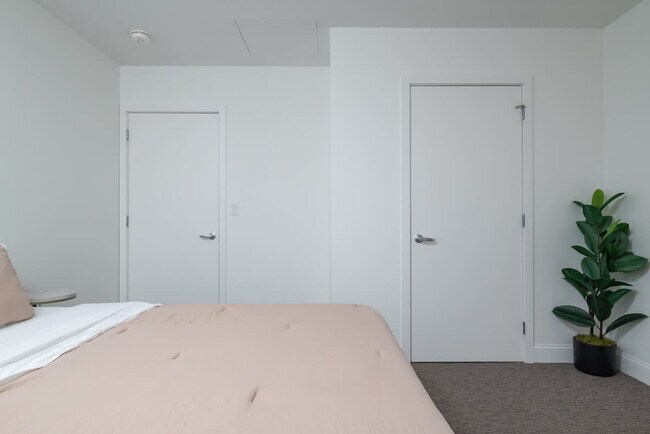 Building Photo - 99 Kneeland St