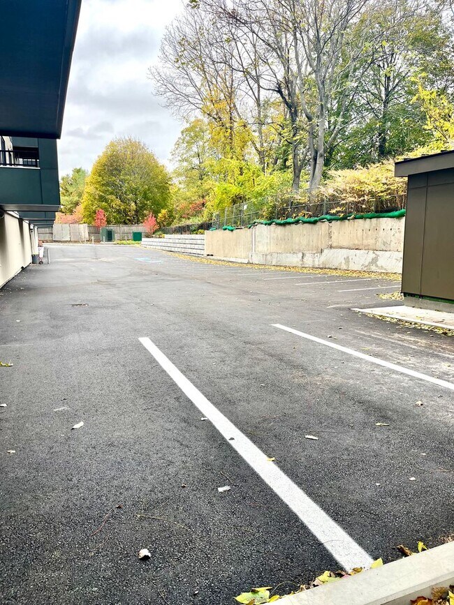 Building Photo - MODERN New building with garage parking