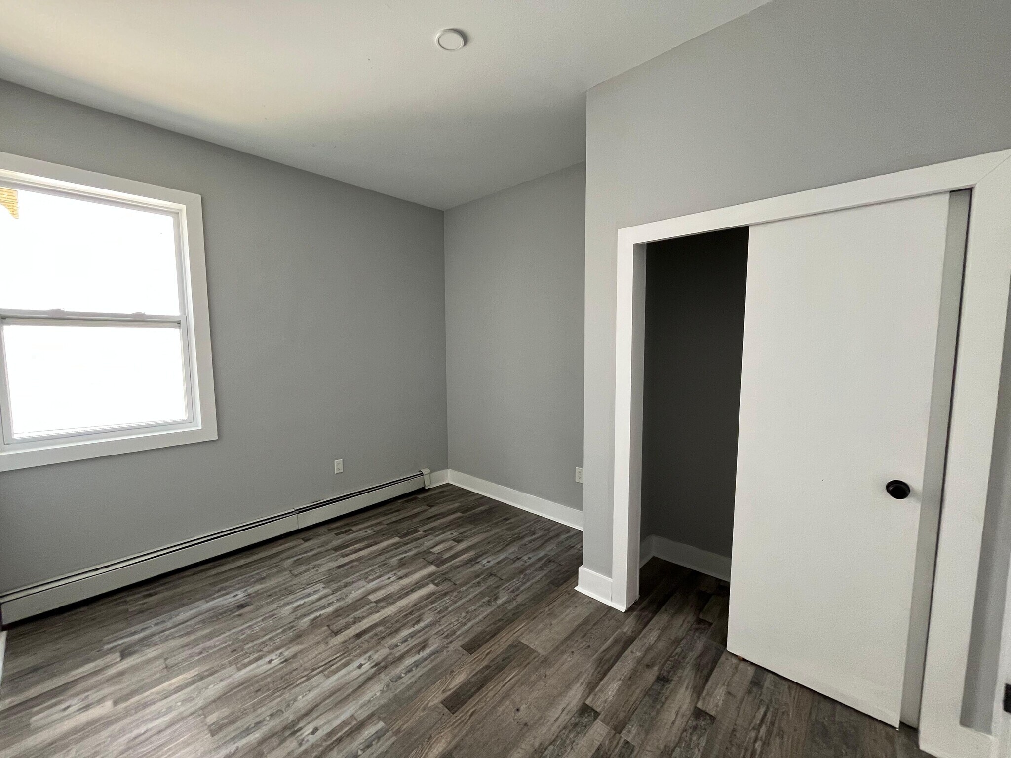 Building Photo - 61 Orient Ave