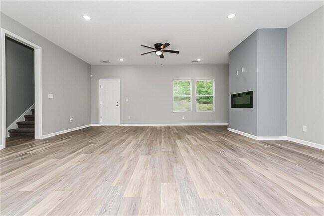 Building Photo - 251 Addy Ln