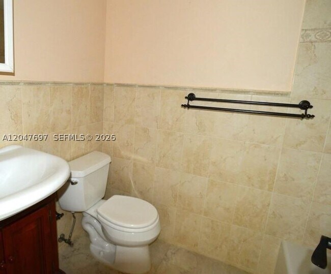 Building Photo - 510 NW 86th Pl