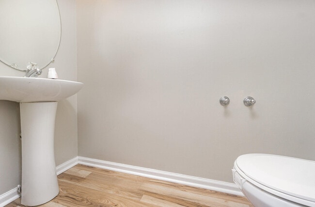 Building Photo - 306 Alex Ln