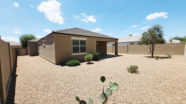 Building Photo - 3 bed in Casa Grande!