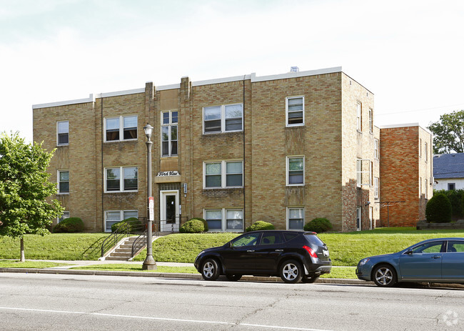 Primary Photo - Ford View Apartments