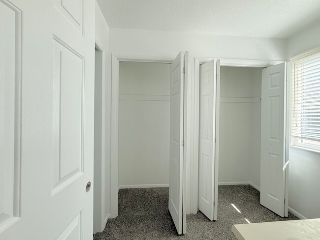 Building Photo - Newly Updated 4-Bedroom Home in Sandy!