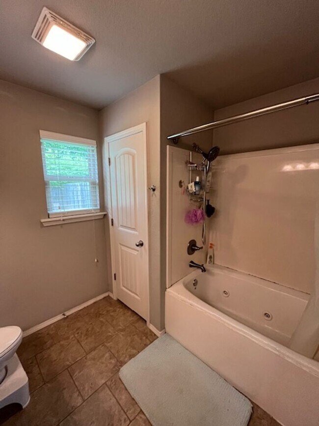 Building Photo - 2720 Brighton Pl