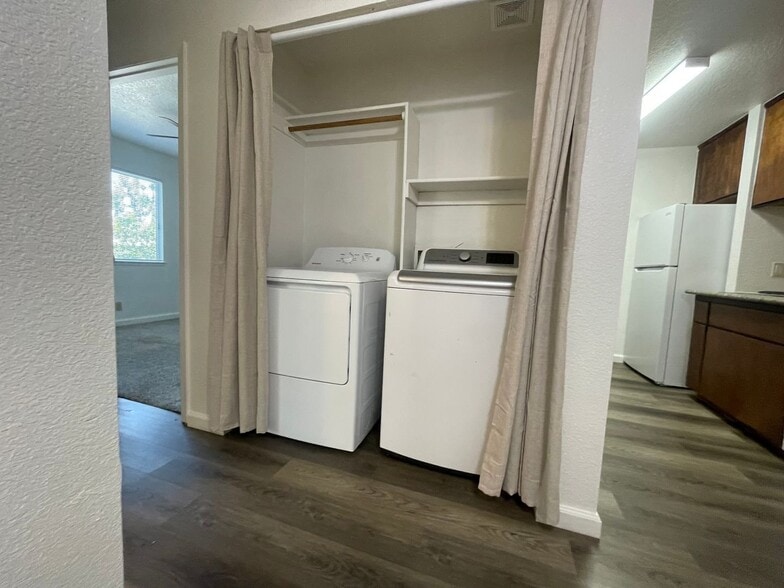 Building Photo - 363 Rio Lindo Ave