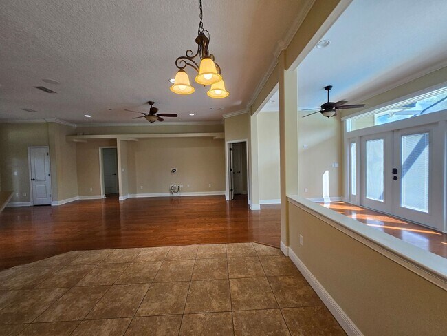 Building Photo - Gorgeous 4-Bedroom Home with Office, Pool,...