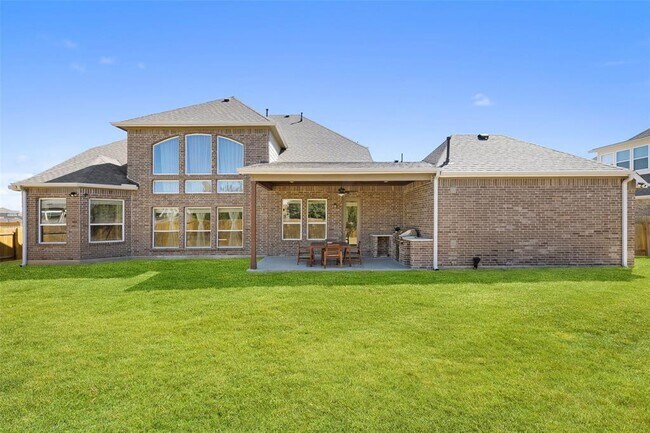 Building Photo - 20808 Pinewalk Dr