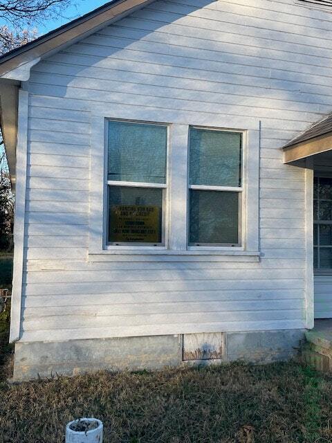 Building Photo - 908 E Edison St