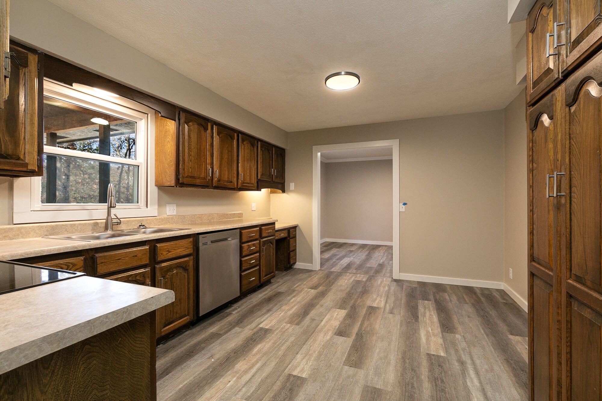 Building Photo - 137 Wallen Blf