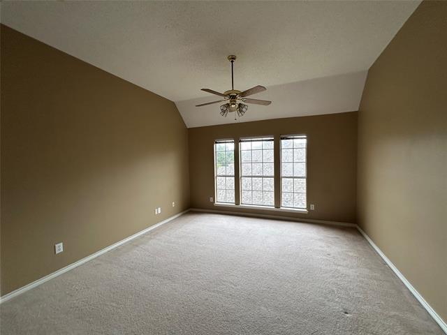 Building Photo - 2603 Hillside Dr