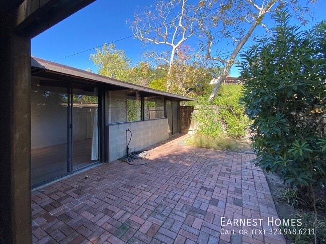 Building Photo - 12400 Rochedale Ln
