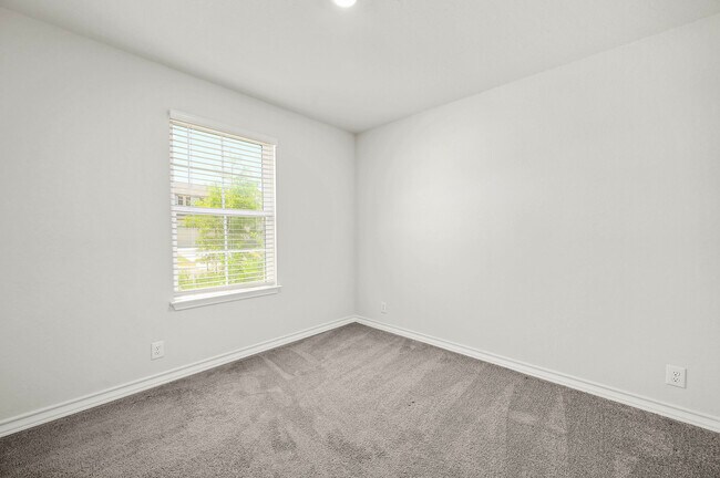 Building Photo - 5507 Stormie Keep