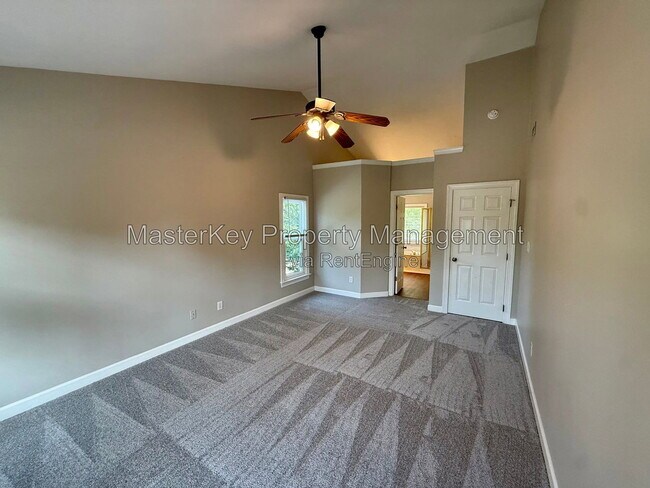 Building Photo - 701 Cricketfield Ln