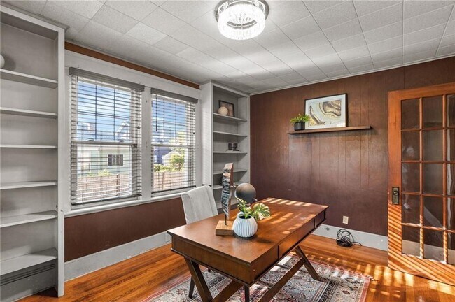 Building Photo - 36 Mt Hope Ave