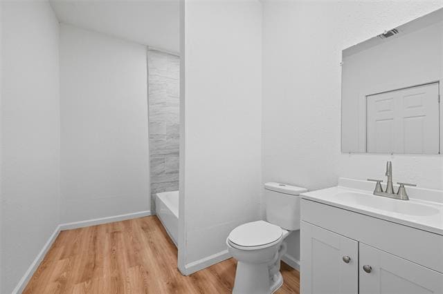 Building Photo - 728 S Elm St